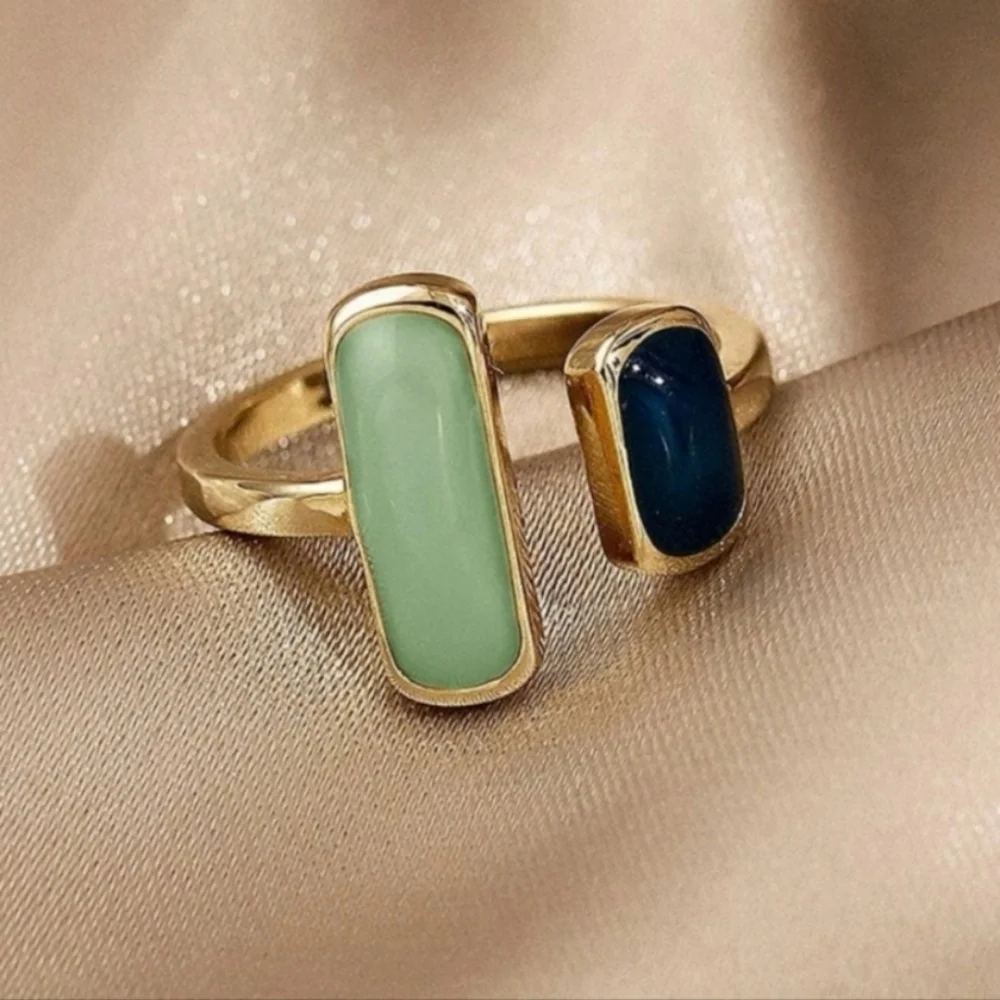 Take 50% off! Gold cuff ring - Picture 2 of 3